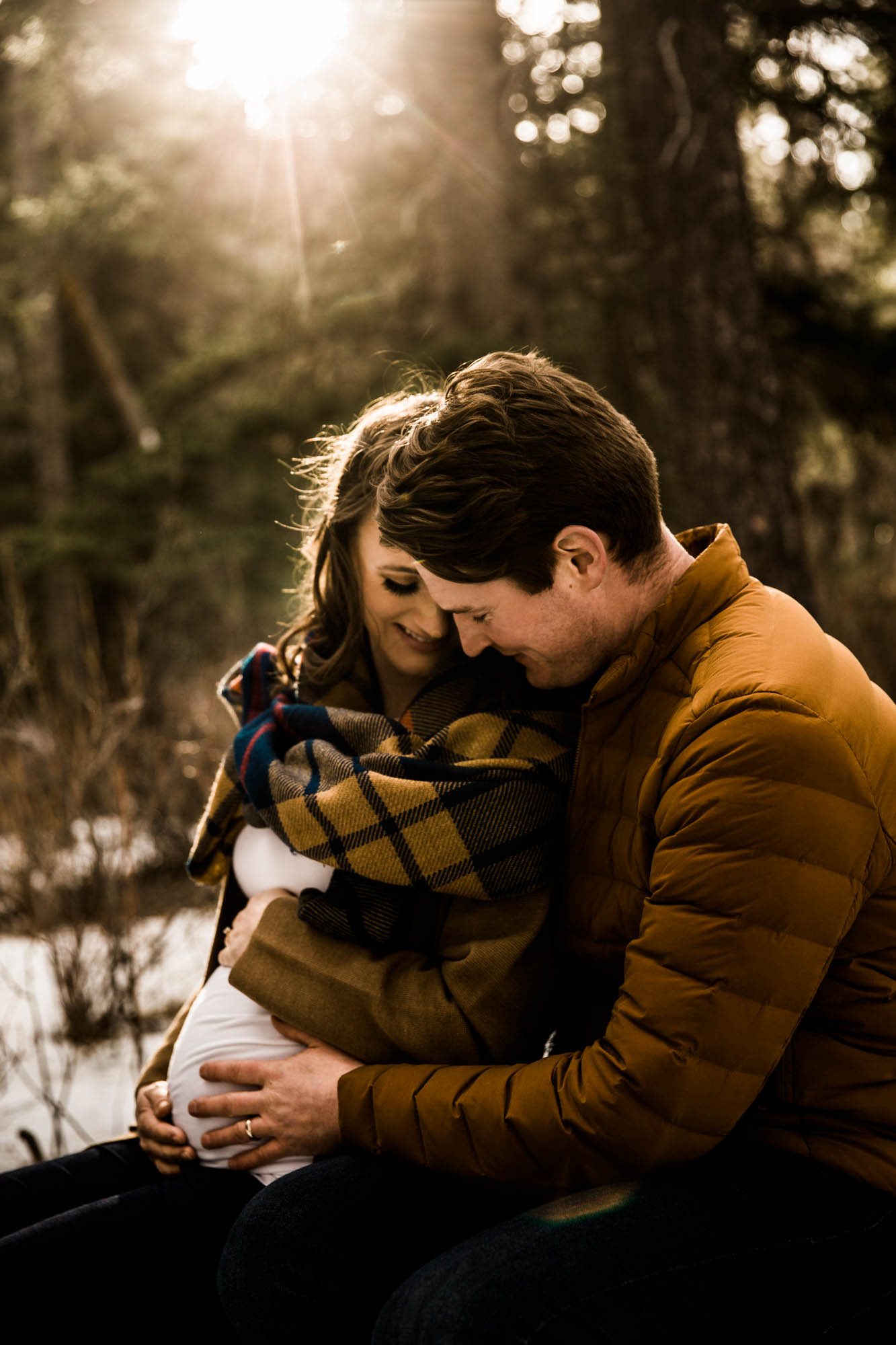 Calgary maternity and newborn photographer, winter maternity photos in Kananaskis Country in the mountains