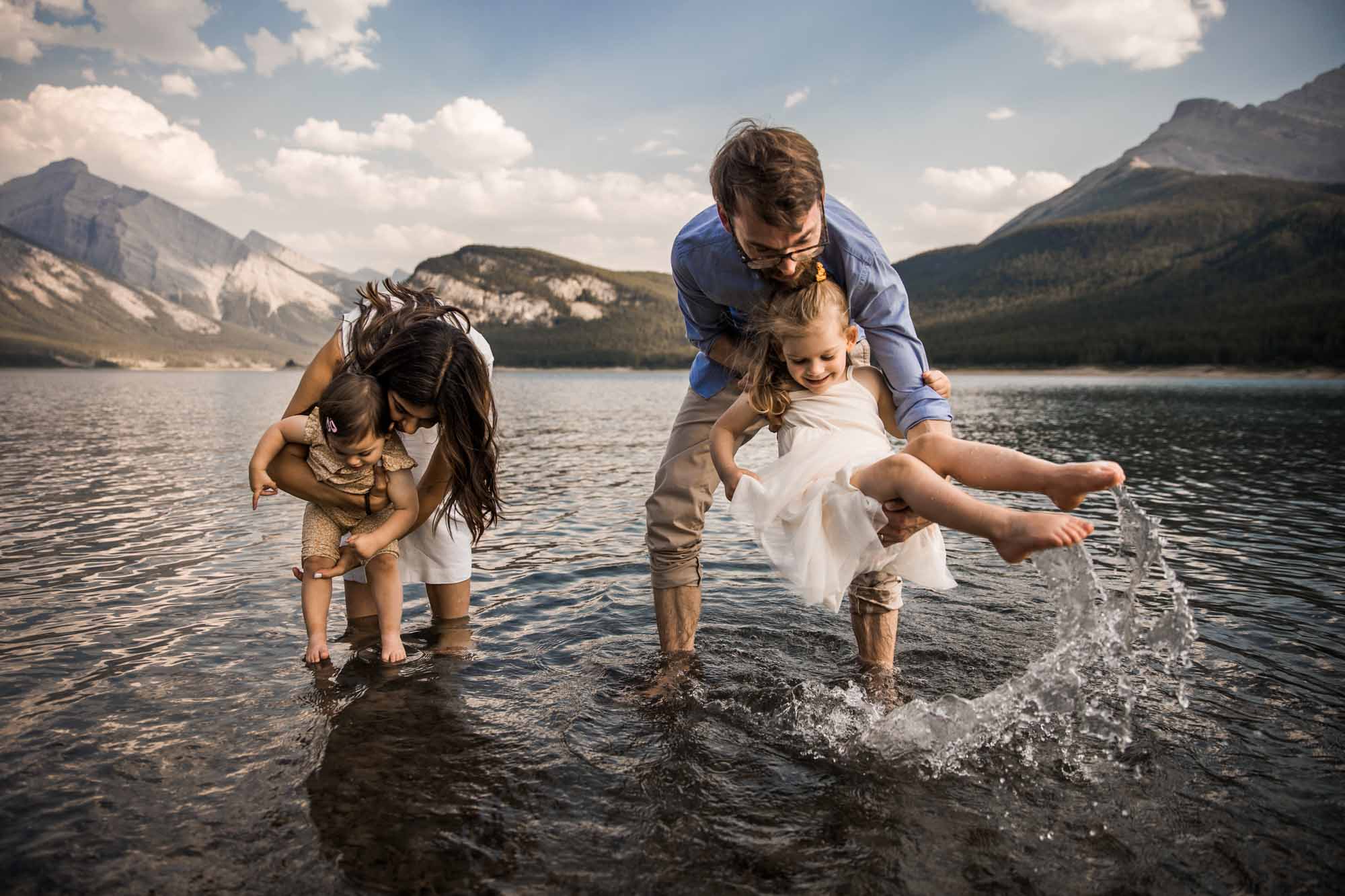 Calgary, Banff, Kananaskis Country lifestyle family photographer, family posing in the mountains in Kananaskis Country